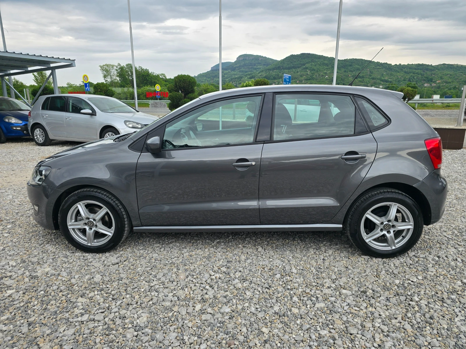 VW Polo 1.6TDI  75кс ! ! РЕАЛНИ КИЛОМЕТРИ, снимка 2 - Автомобили и джипове - 54508379