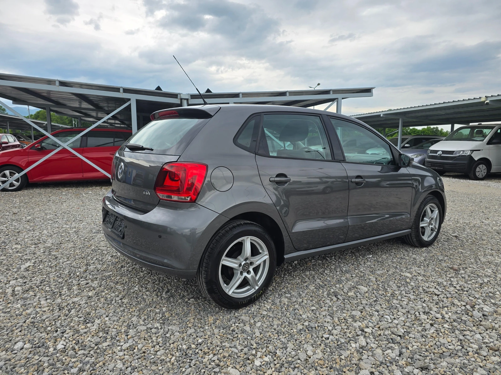 VW Polo 1.6TDI  75кс ! ! РЕАЛНИ КИЛОМЕТРИ, снимка 5 - Автомобили и джипове - 54508379