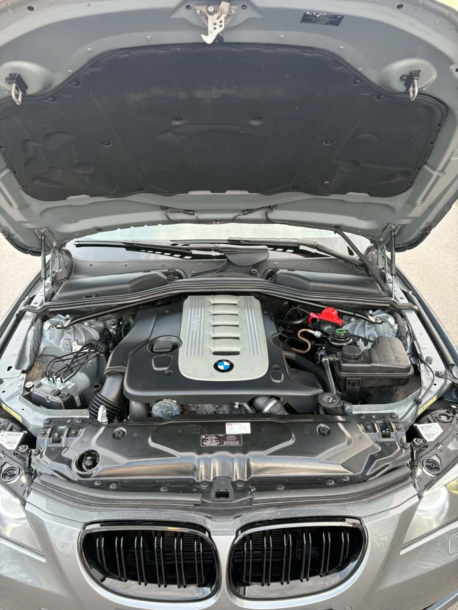 BMW 530 M57 235hp, снимка 15 - Автомобили и джипове - 54672780