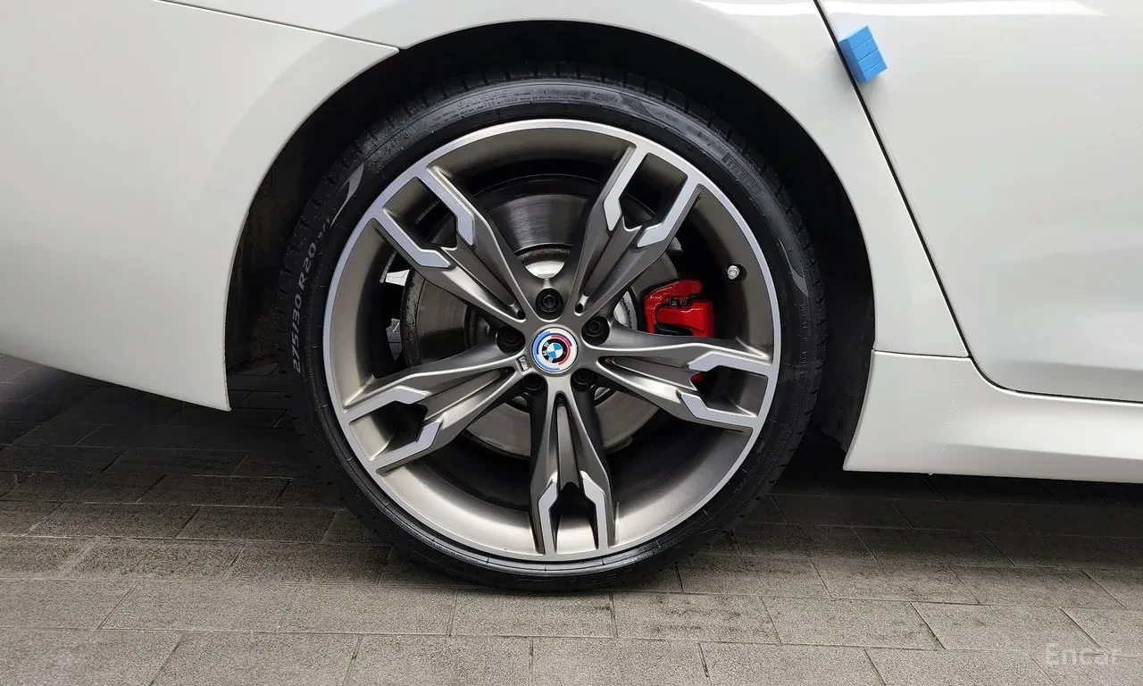 BMW 550 M/xDRIVE/FULL/NAVI/LED/CAM360/HEAD-UP/PANO/КОРЕЯ, снимка 5 - Автомобили и джипове - 54941981