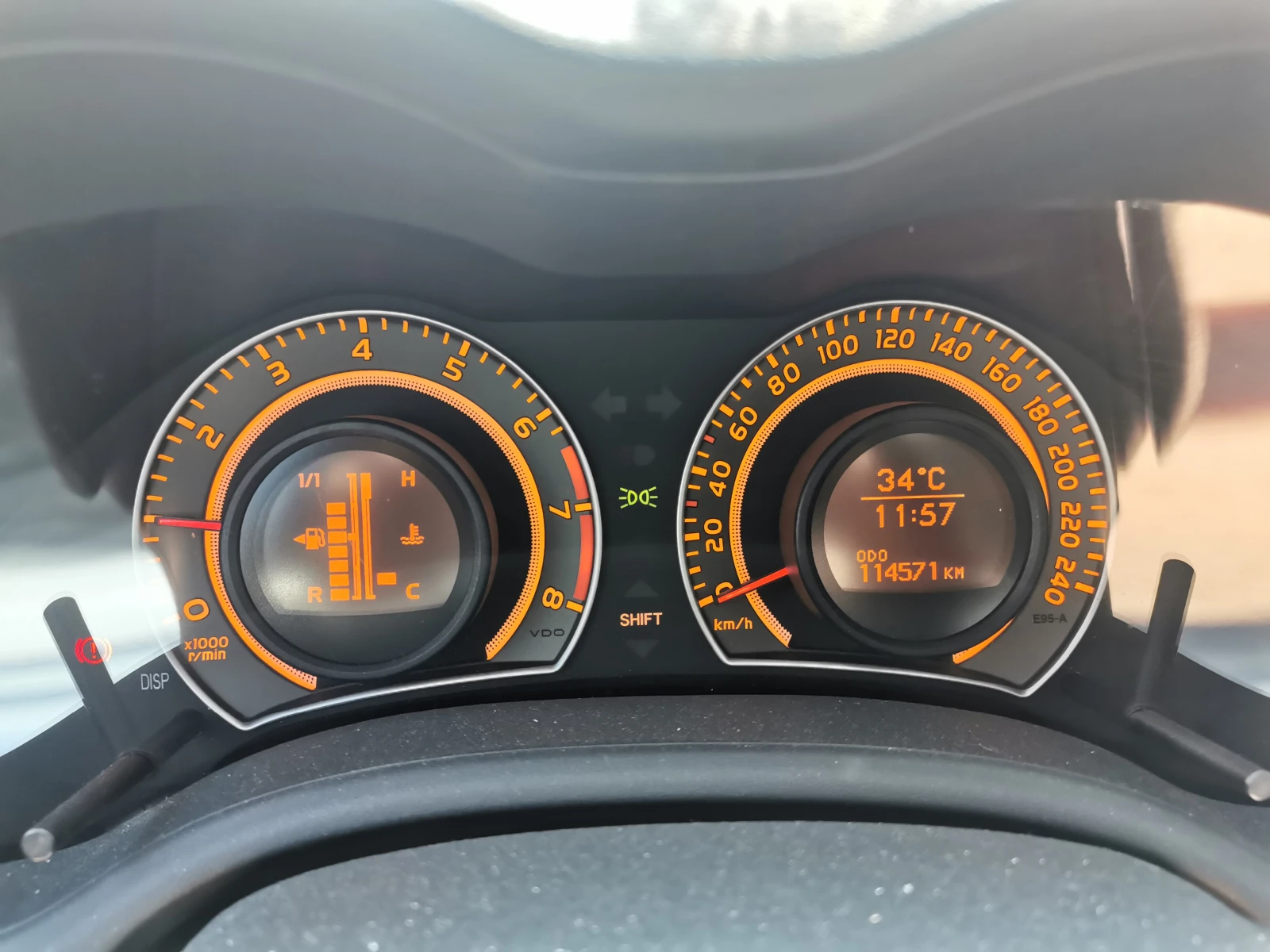 Toyota Corolla, снимка 4 - Автомобили и джипове - 54979851