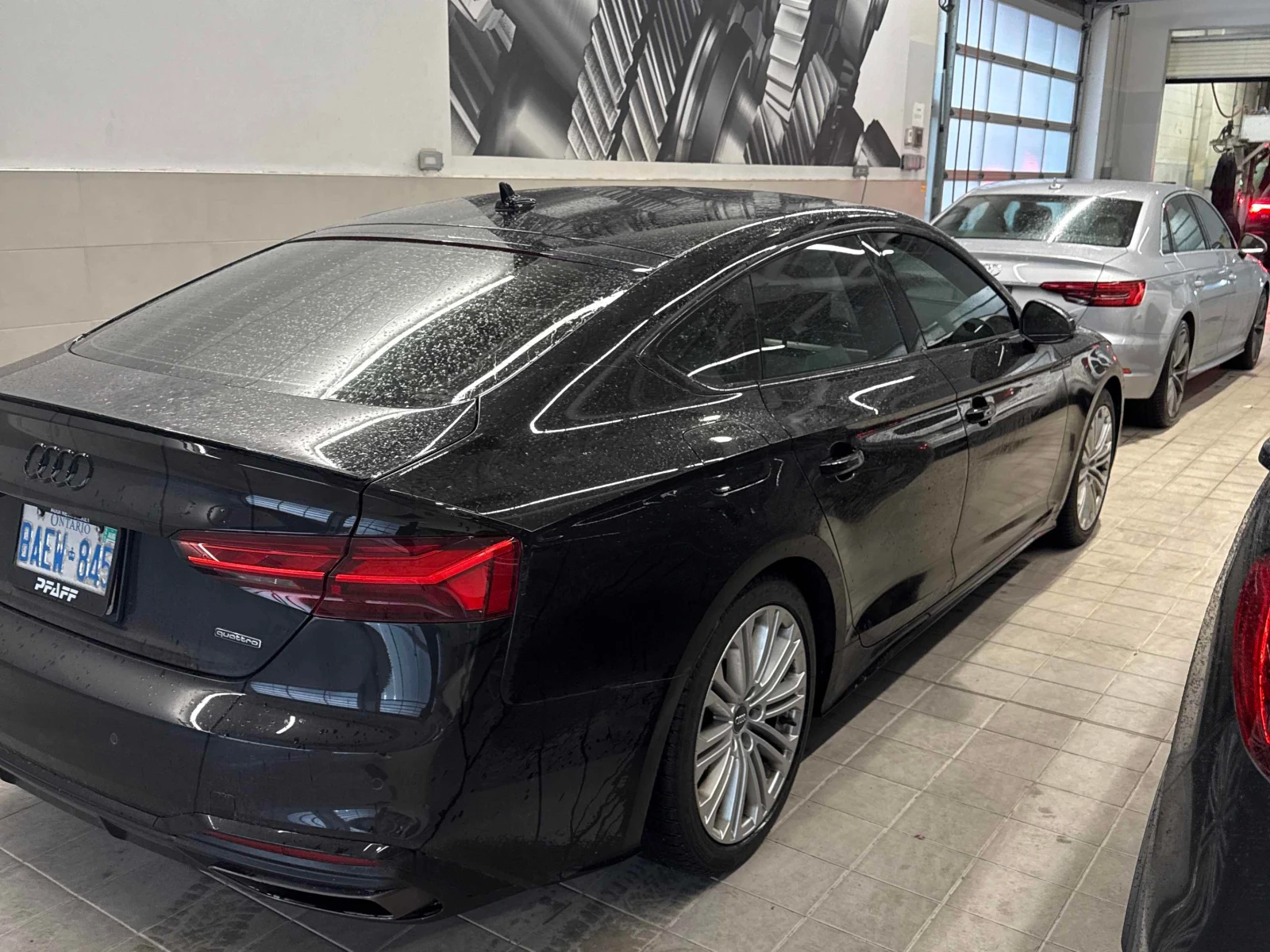 Audi A5 Sportback* PROGRESSIV* CARFAX* АВТО КРЕДИТ* , снимка 4 - Автомобили и джипове - 55012065