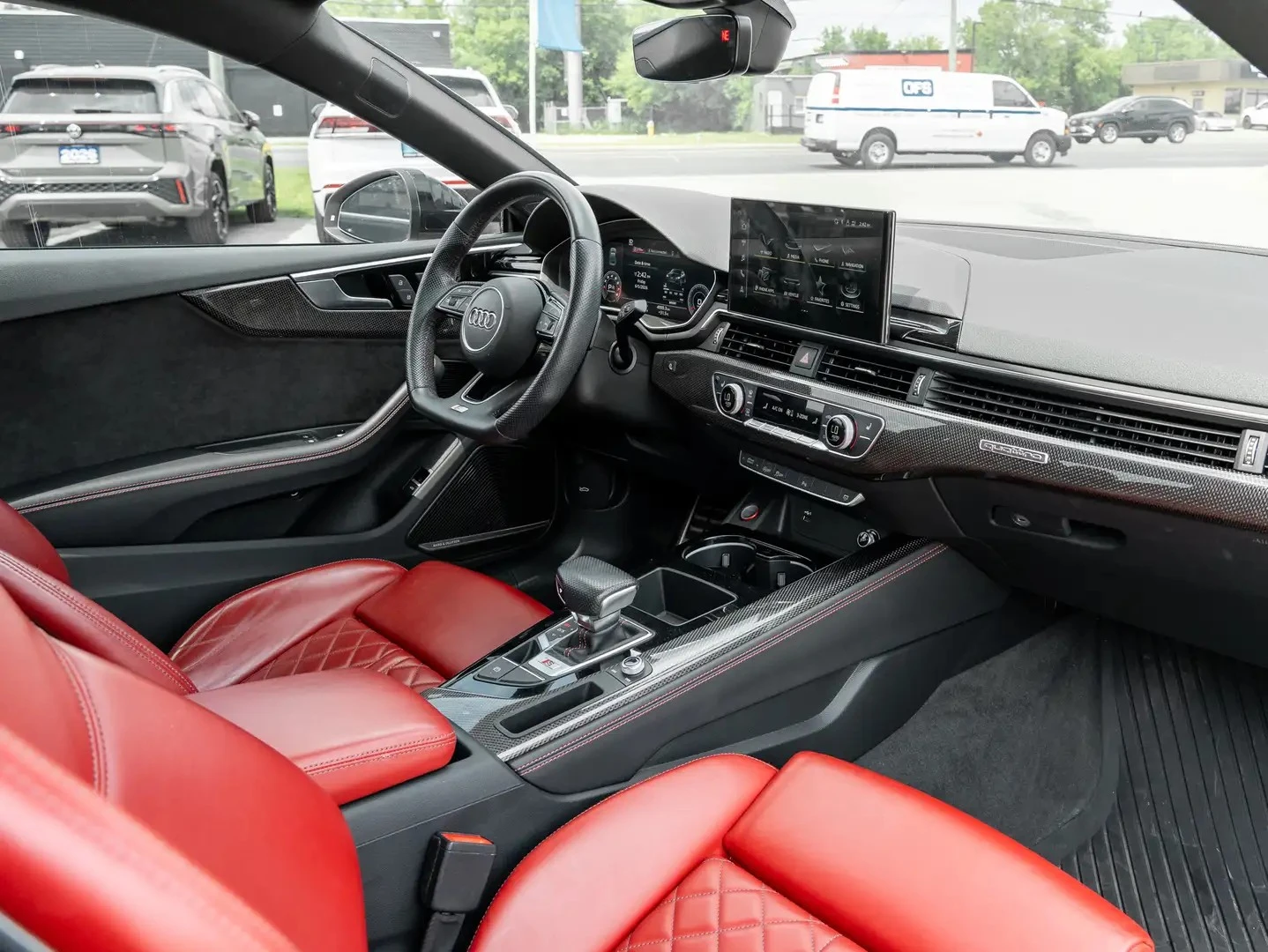 Audi S5 Technik * 360 * Масаж * АвтоКредит * (ЦЕНА ДО БГ), снимка 7 - Автомобили и джипове - 55123150