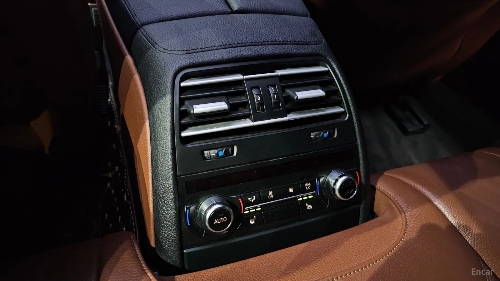 BMW 640 * MAX* M PACK* 360* Ambient Light* Head-up* ПАНО* , снимка 17 - Автомобили и джипове - 55656115