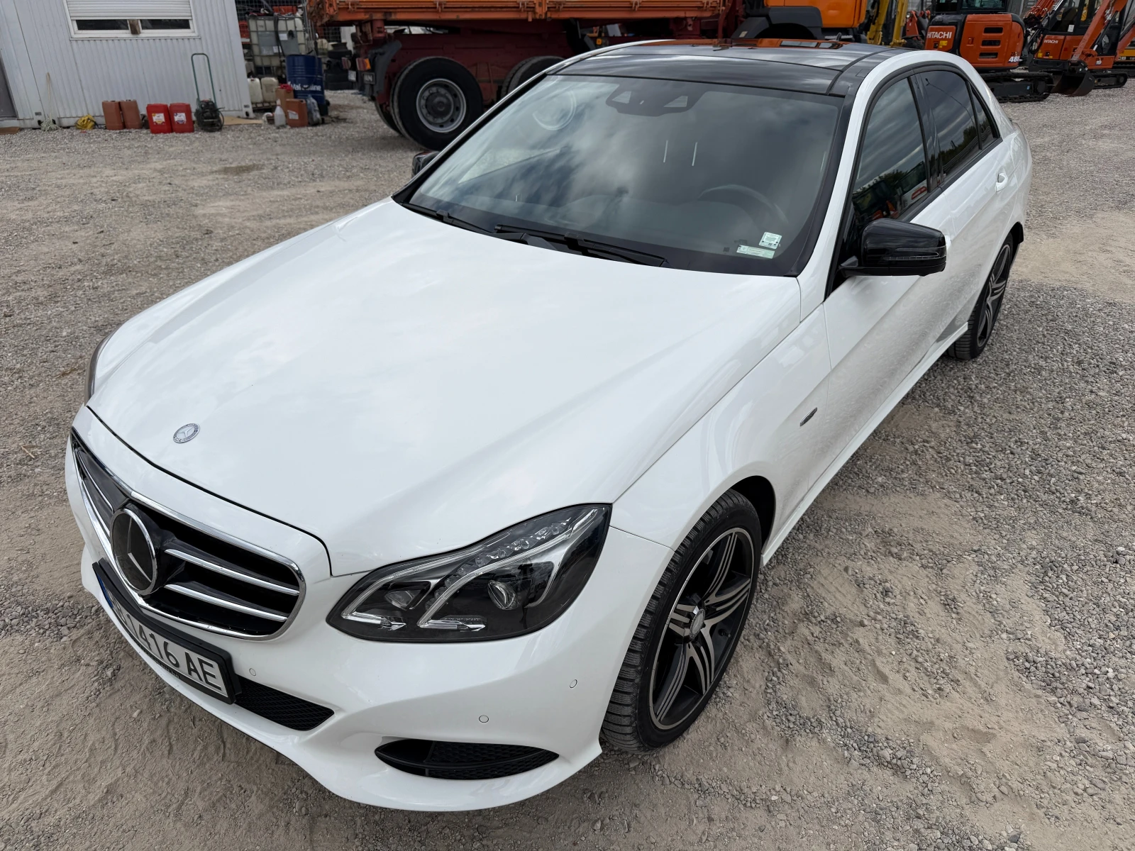 Mercedes-Benz E 350 BLUETEC 4 MATIC, снимка 6 - Автомобили и джипове - 56181907