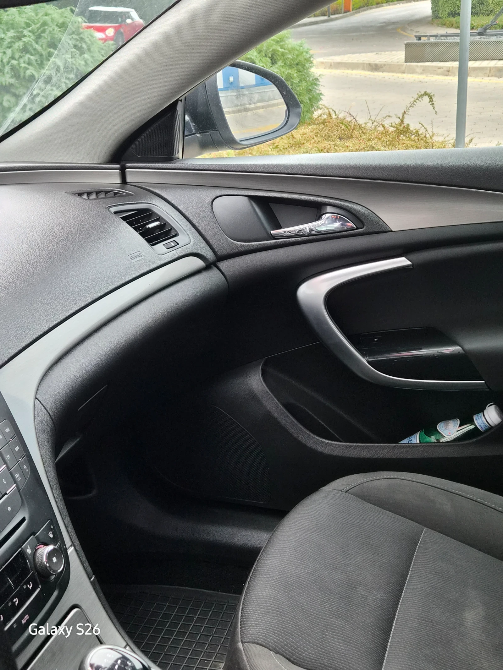 Opel Insignia Турбо, снимка 9 - Автомобили и джипове - 56464386
