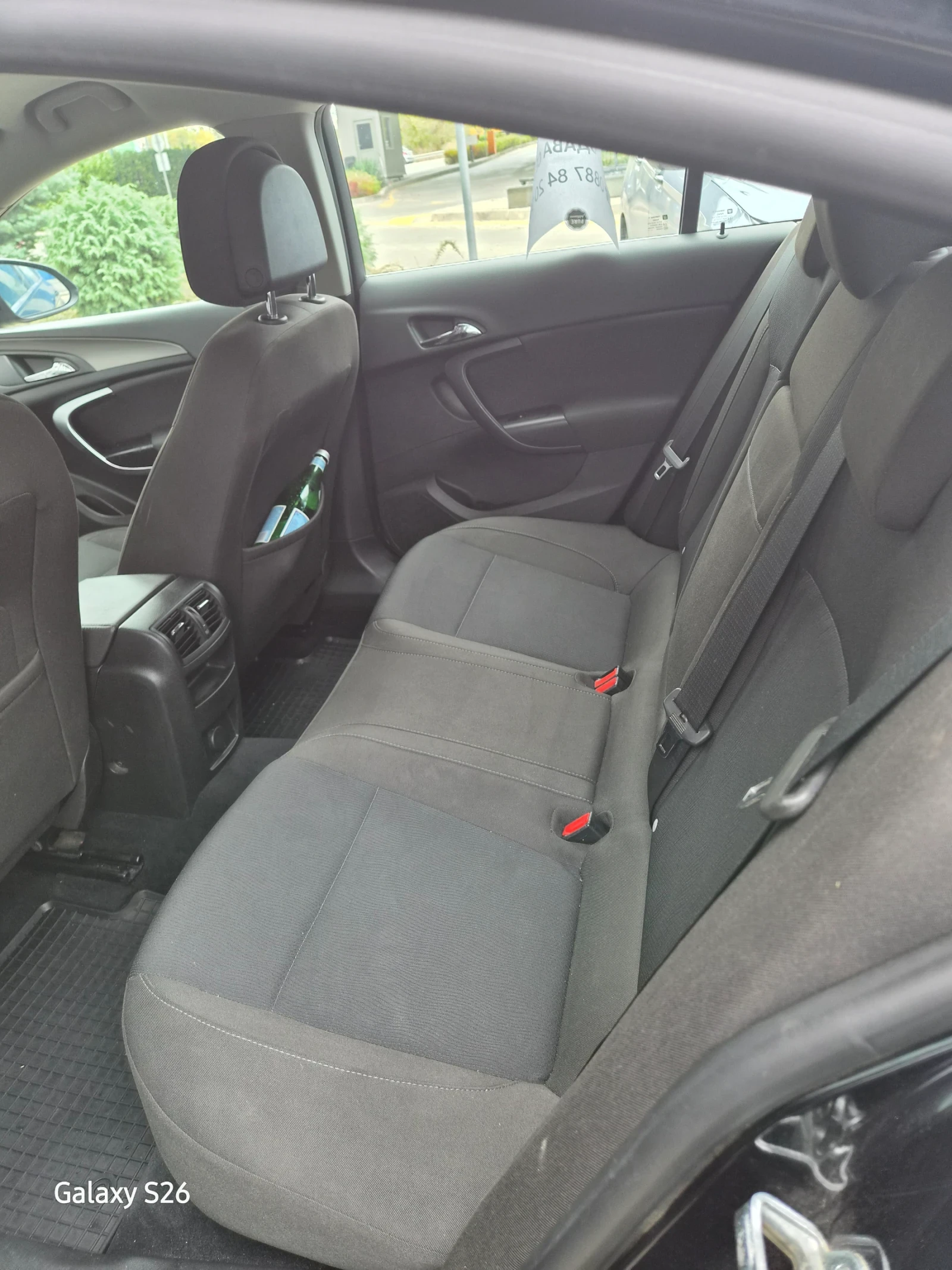 Opel Insignia Турбо, снимка 12 - Автомобили и джипове - 56464386