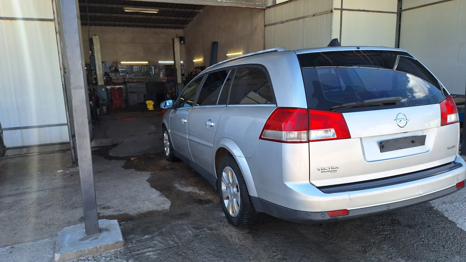 Opel Vectra Комби, снимка 5 - Автомобили и джипове - 56589524