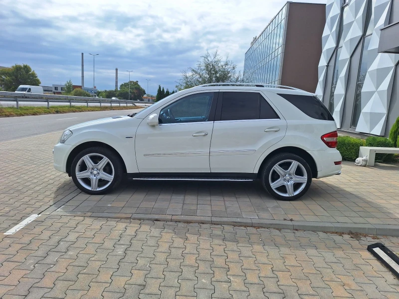 Mercedes-Benz ML 3.0AMG, снимка 3 - Автомобили и джипове - 47310897