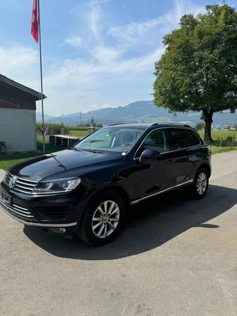 VW Touareg 3.0TDI 262кс ШВЕЙЦАРИЯ ВСИЧКИ ЕКСТРИ, снимка 2 - Автомобили и джипове - 49089091