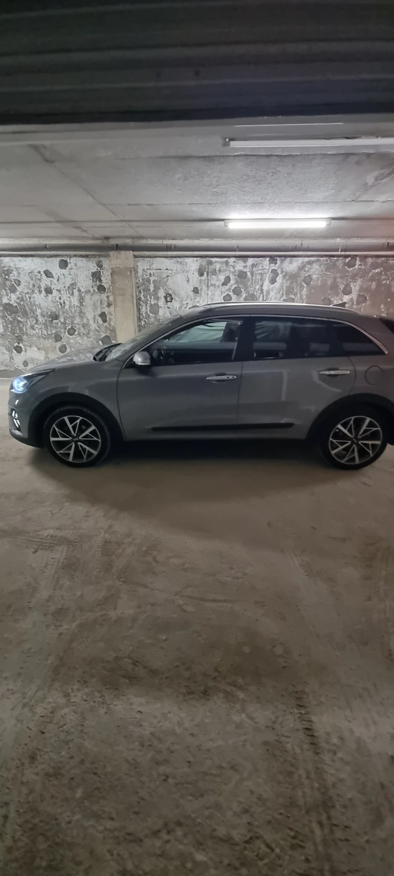 Kia Niro Гарнция до 2027, снимка 4 - Автомобили и джипове - 52646636