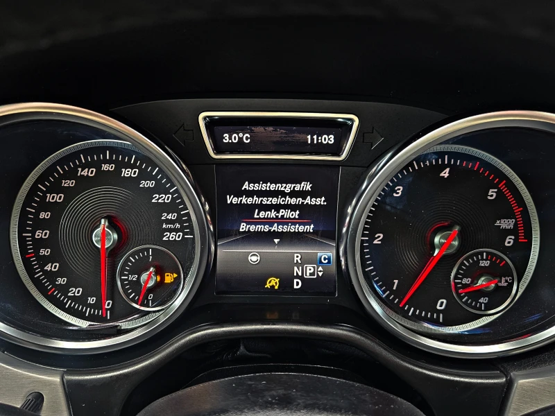 Mercedes-Benz GLE 350 AMG/GERMANY/360CAM/DISTR/CAR PLAY/ПОДГРEB/AIR/LIZI, снимка 10 - Автомобили и джипове - 53100865