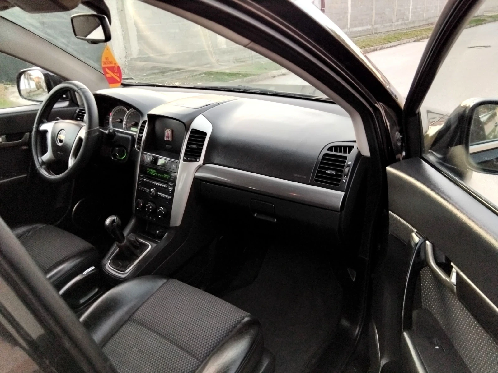 Chevrolet Captiva 2.4i+ .  . 2010. | Mobile.bg   14