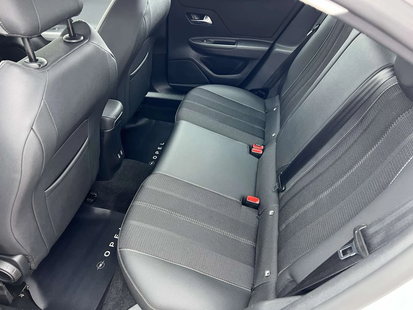 Opel Mokka Edition 1.2  TURBO * 130 hp *  | Mobile.bg � ����������� 10