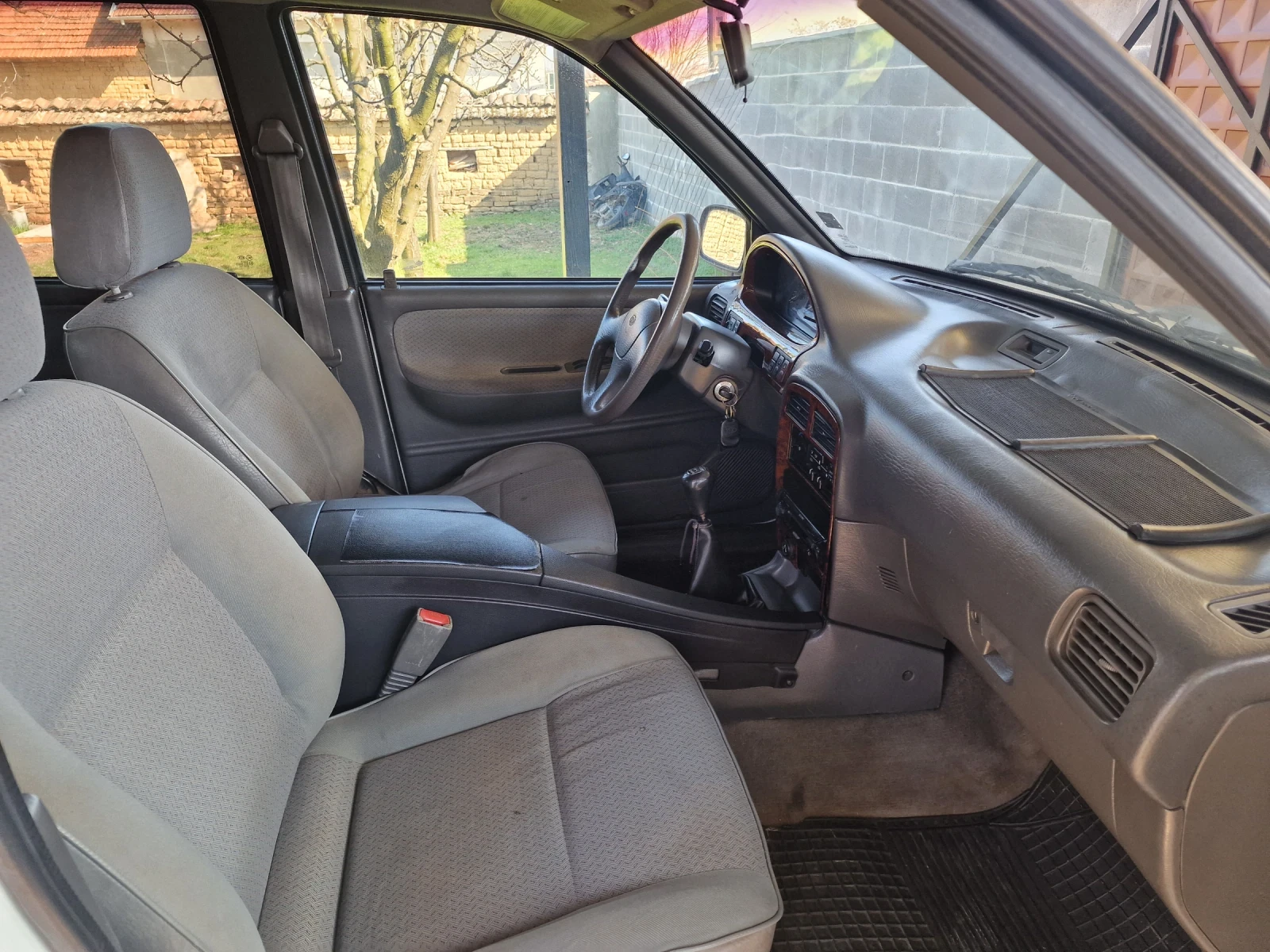 Kia Sportage, снимка 14 - Автомобили и джипове - 53829838