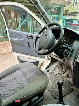 Toyota Hiace D4D, снимка 11