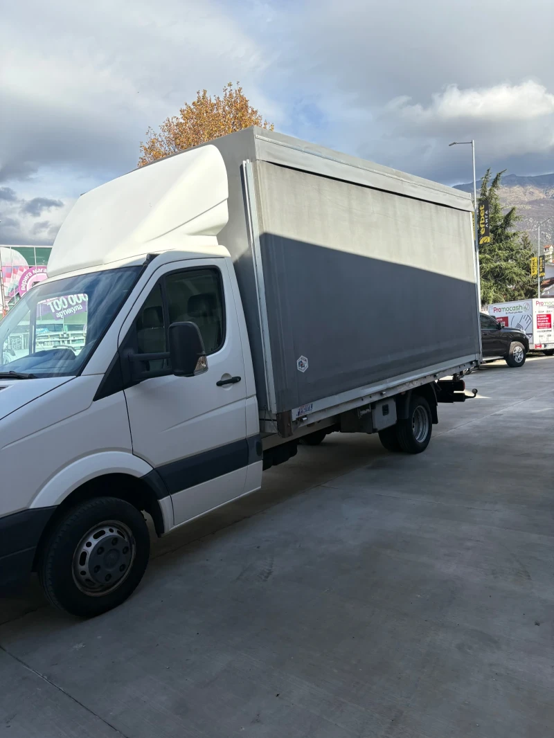 VW Crafter КАТО НОВ, снимка 2 - Бусове и автобуси - 52505683