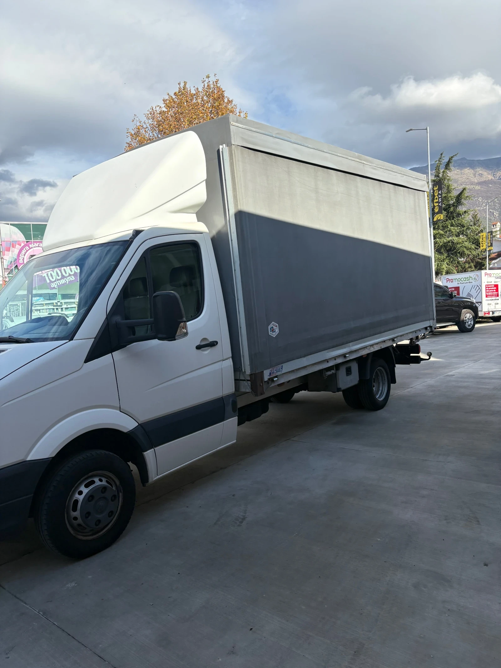 VW Crafter КАТО НОВ - изображение 2
