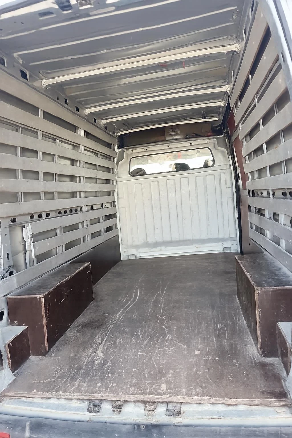 Renault Master 2.5 DCI Климатик, снимка 9 - Бусове и автобуси - 54734345