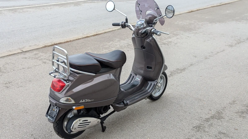 Vespa 50 LXV Serie Speciale 49cc 4t 06.2012, снимка 14 - Мотоциклети и мототехника - 48198805