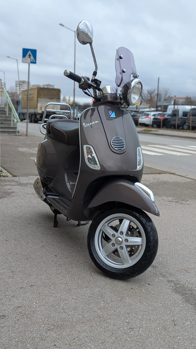 Vespa 50 LXV Serie Speciale 49cc 4t 06.2012, снимка 2 - Мотоциклети и мототехника - 48198805