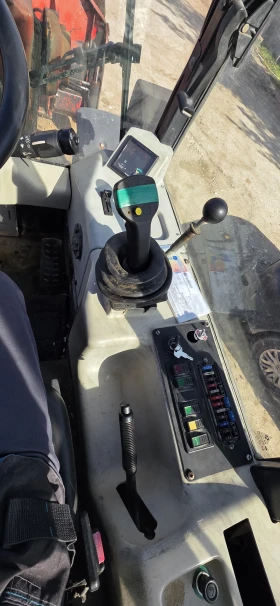 Челен товарач Друга марка Kramer Allrad 418, снимка 5