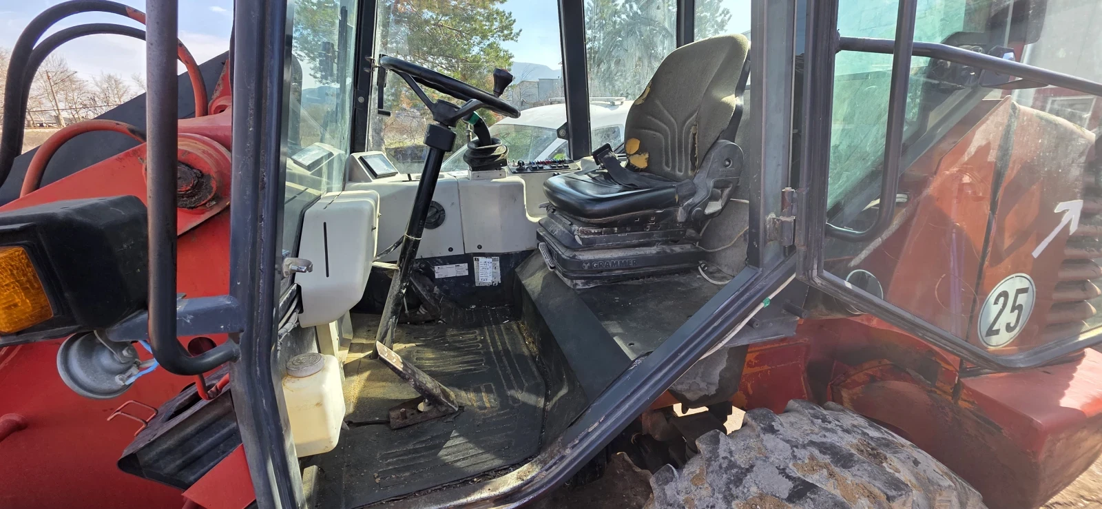 Челен товарач Друга марка Kramer Allrad 418, снимка 2 - Индустриална техника - 53798632