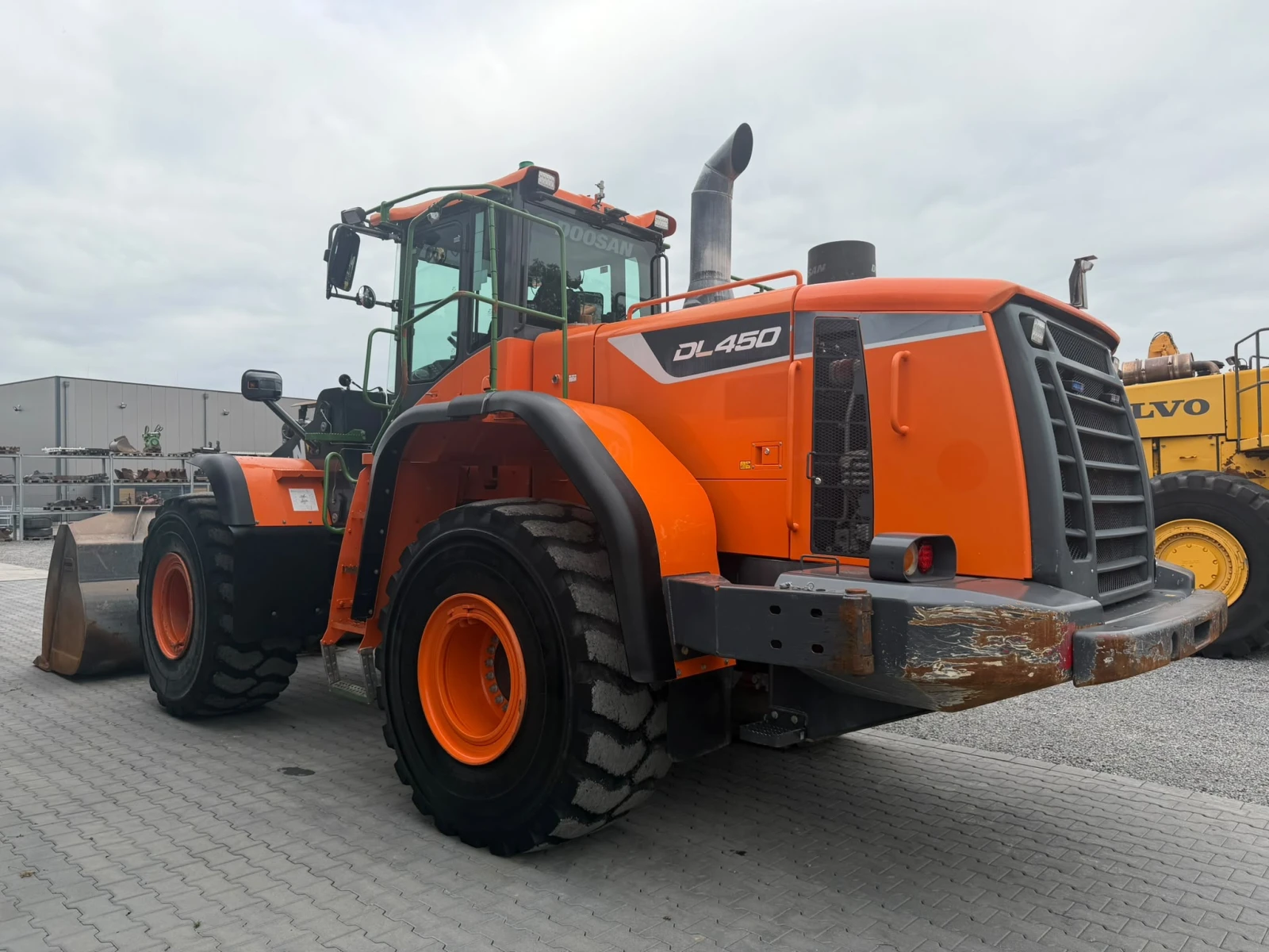 Челен товарач DOOSAN DL 450 ЛИЗИНГ, снимка 2 - Индустриална техника - 56242359