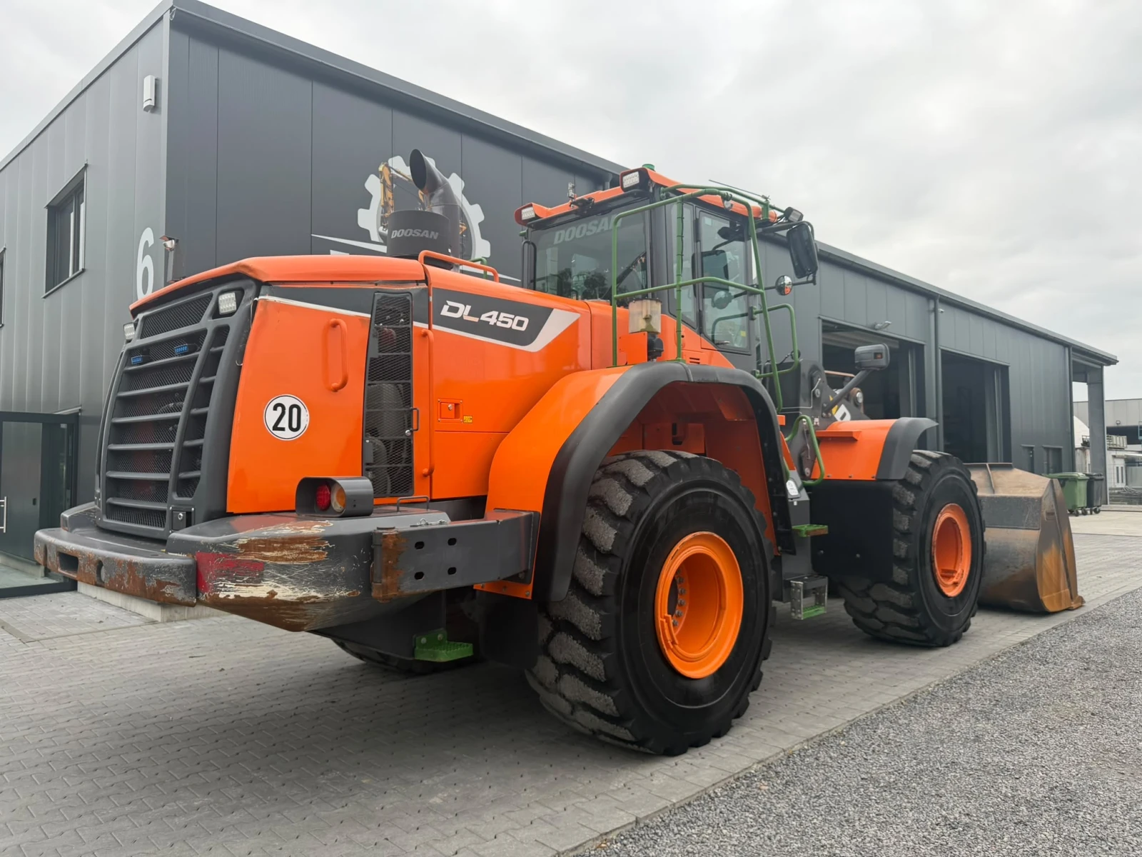 Челен товарач DOOSAN DL 450 ЛИЗИНГ, снимка 3 - Индустриална техника - 56242359