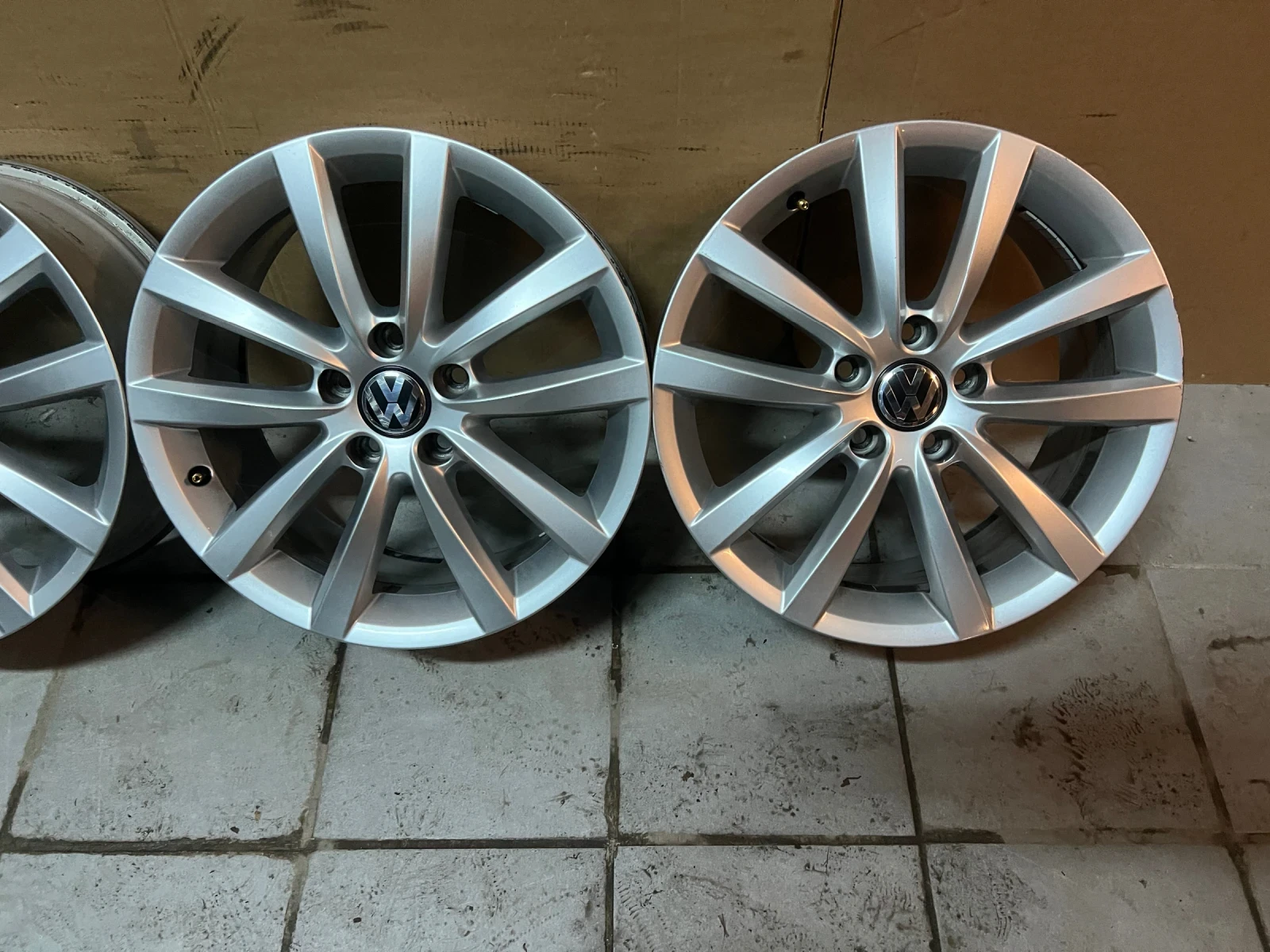 ������ | Mobile.bg � ����������� 4