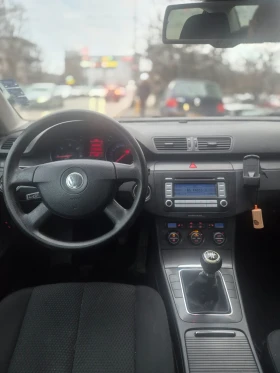 VW Passat 1.9 105кс СЕДАН, снимка 13