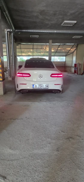 Mercedes-Benz E 220, снимка 3
