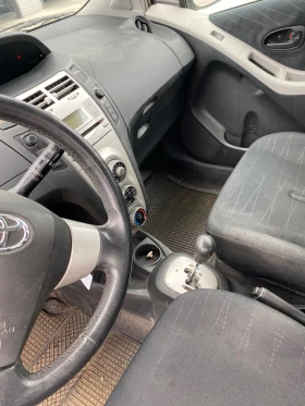 Toyota Yaris 1.3vvti - АВТОМАТИК - 138хил.км, снимка 10