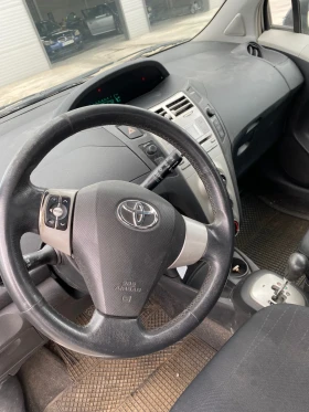 Toyota Yaris 1.3vvti - АВТОМАТИК - 138хил.км, снимка 8