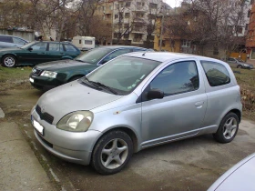 Toyota Yaris 1.0 Газ-бензин , снимка 12