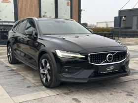 Volvo V60 Cross Country 2.0 B4 Mild Hybrid AWD Geartronic, снимка 2