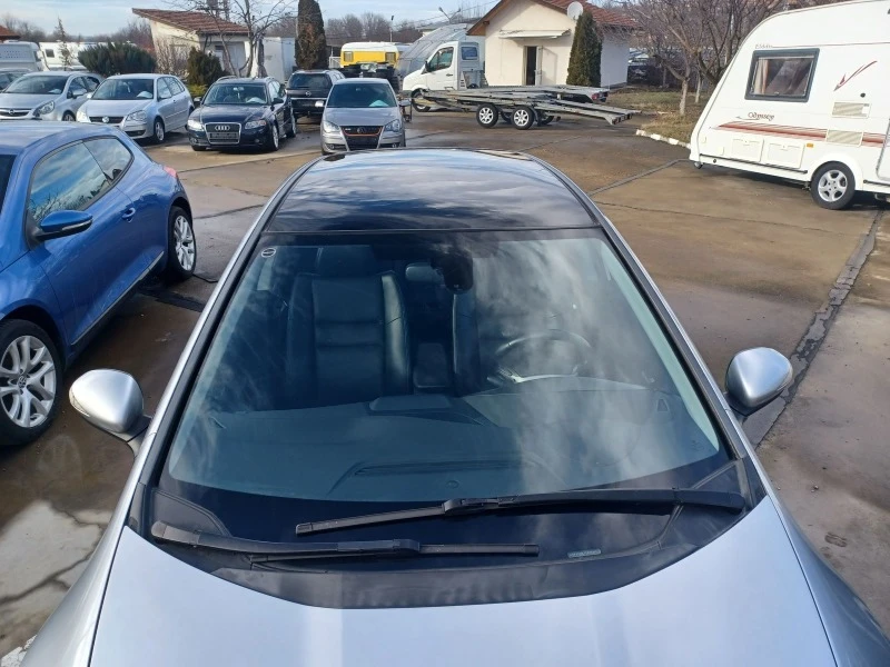 Honda Civic 2.2CDTi 6ск. Xenon, Panorama, снимка 8 - Автомобили и джипове - 43884979