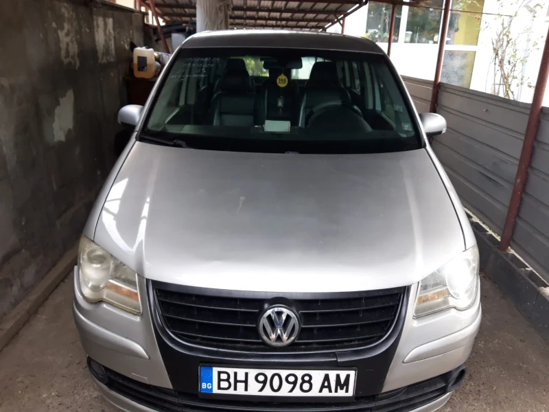 VW Touran, снимка 1 - Автомобили и джипове - 47655233