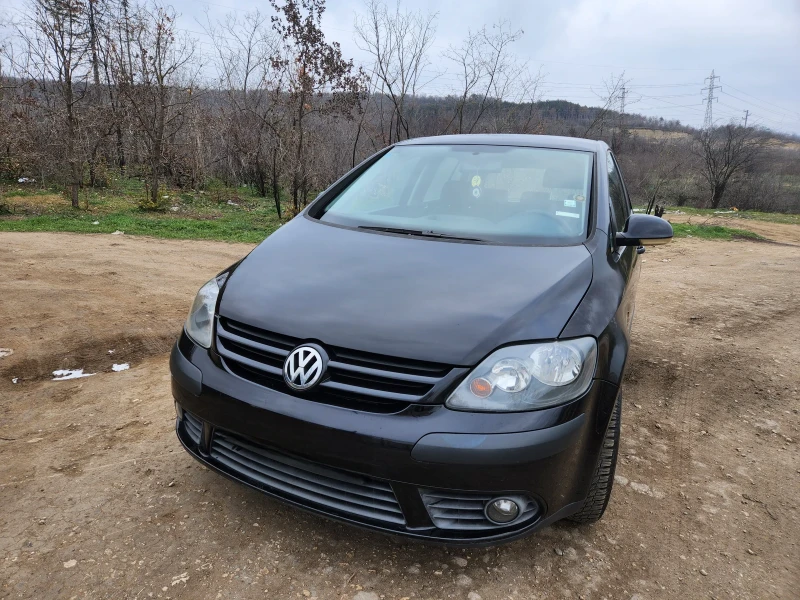 VW Golf Plus 1.6FSI, снимка 2 - Автомобили и джипове - 49038829