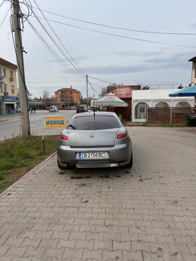 Alfa Romeo Gt, снимка 4 - Автомобили и джипове - 52290595