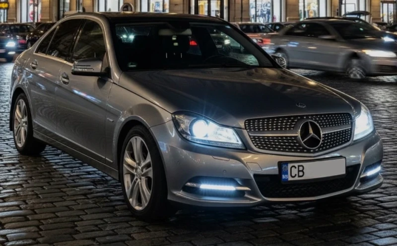 Mercedes-Benz C 200 Бензин /Обслужена Верига /Германия /Всичко платено, снимка 17 - Автомобили и джипове - 52555329