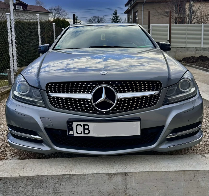 Mercedes-Benz C 200 Бензин /Обслужена Верига /Германия /Всичко платено, снимка 2 - Автомобили и джипове - 52555329