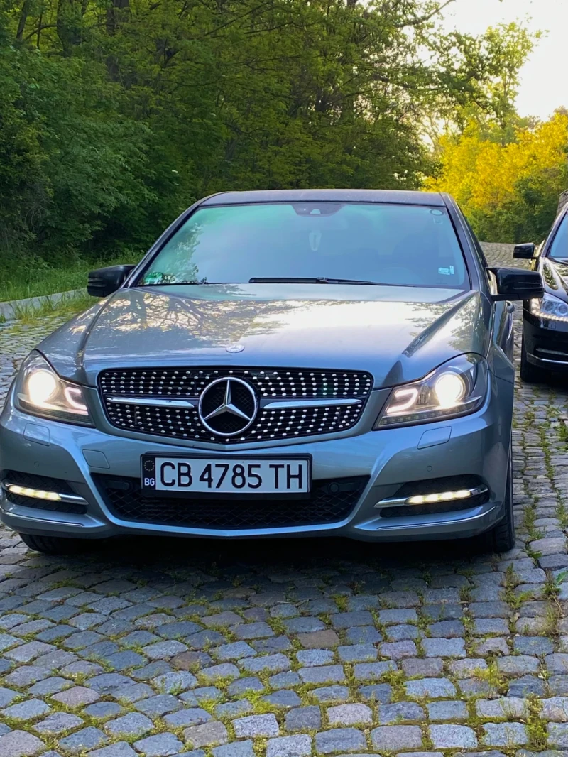 Mercedes-Benz C 180 1.8 Бензин, снимка 6 - Автомобили и джипове - 52555329