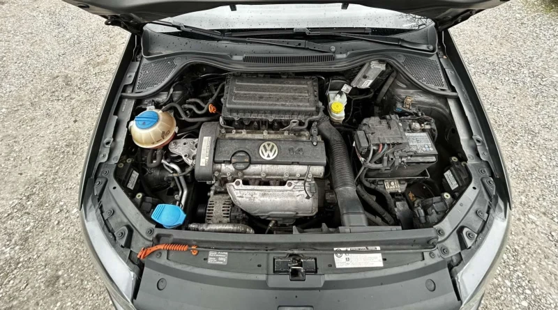 VW Polo 1.4 I, снимка 12 - Автомобили и джипове - 53508784