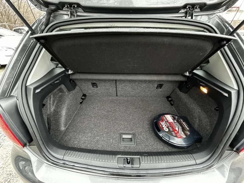 VW Polo 1.4 I, снимка 10 - Автомобили и джипове - 53508784