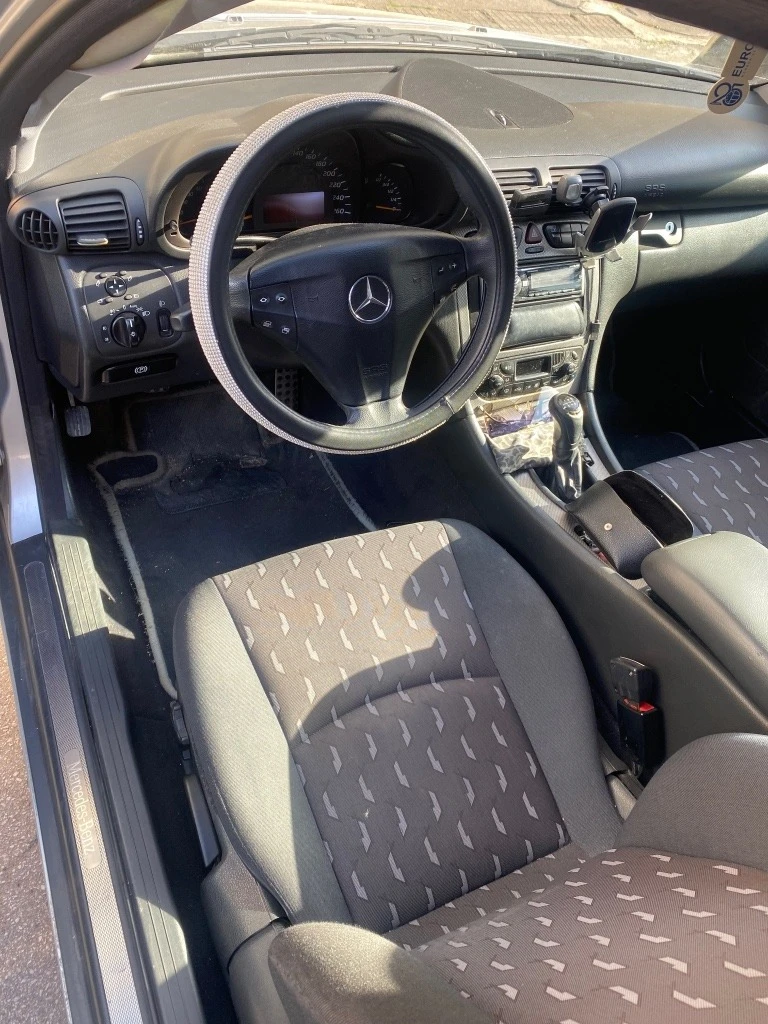 Mercedes-Benz C 220 Cdi, снимка 5 - Автомобили и джипове - 47053682