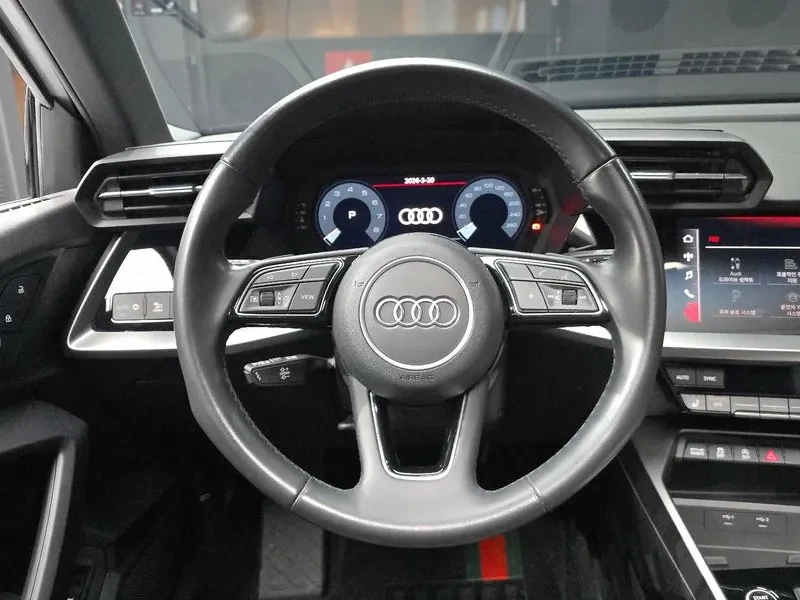 Audi A3 2.0 TFSI, снимка 13 - Автомобили и джипове - 54139411
