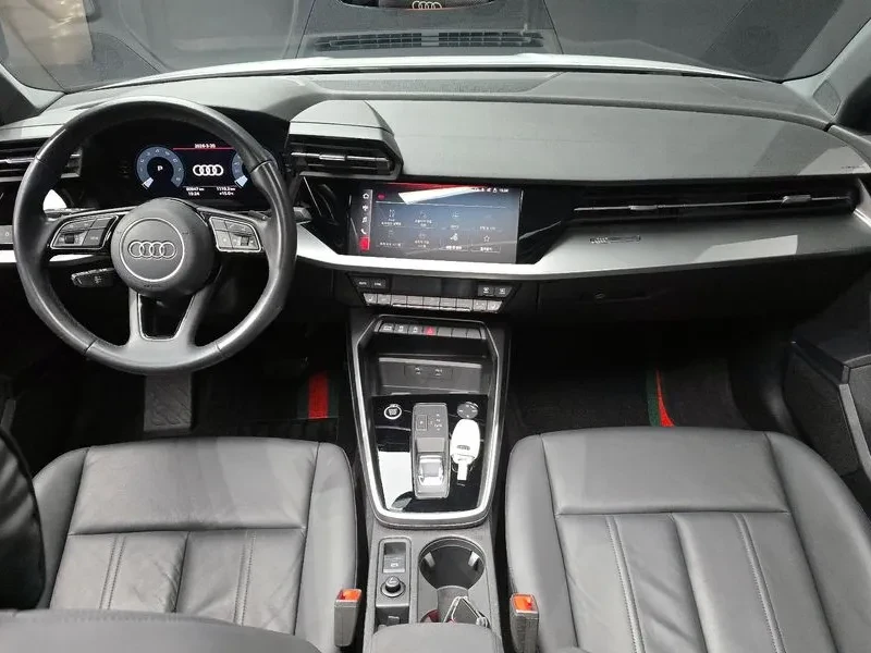 Audi A3 2.0 TFSI, снимка 7 - Автомобили и джипове - 54139411