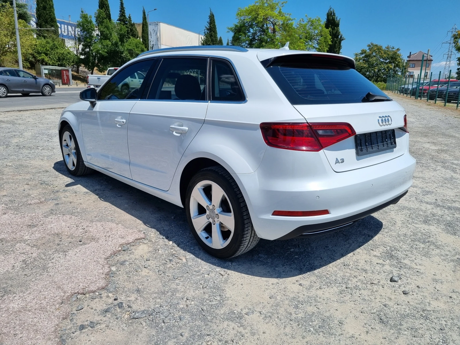 Audi A3 1.4TFSI G-Tron - изображение 3