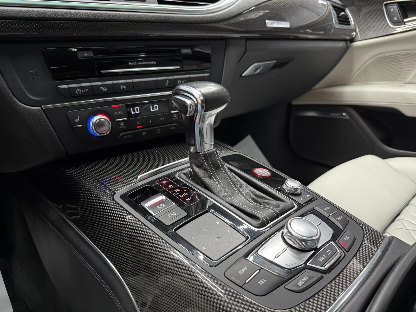 Audi S7 4.0i 420 к.с./ ГАРАНЦИЯ/БАРТЕР/ЛИЗИНГ/КОМЕНТАР, снимка 15 - Автомобили и джипове - 48909497